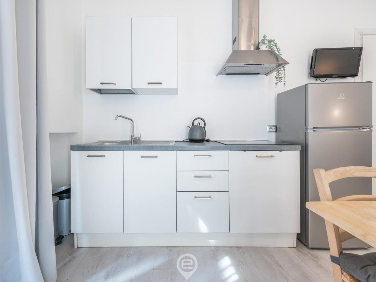 Garibaldi Central Apartment Cagliari Exterior foto
